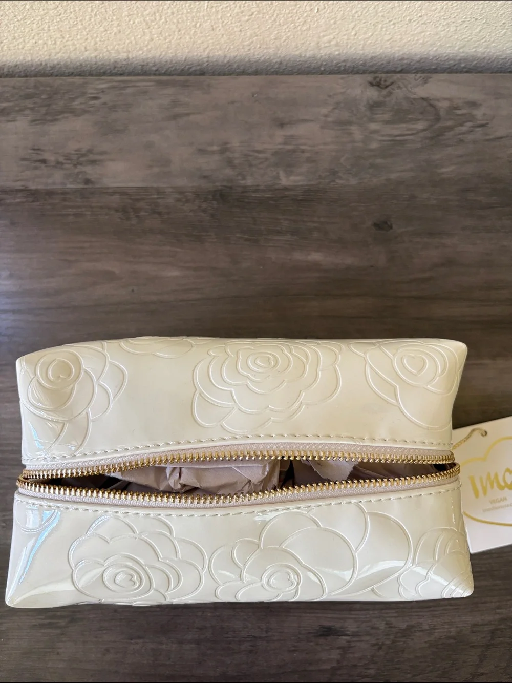 Imoshion NWT Vegan Off White Cosmetic Bag with Gold Toned Zipper
